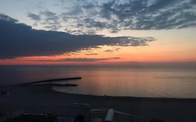 Faleza Nord Sea View Apartment